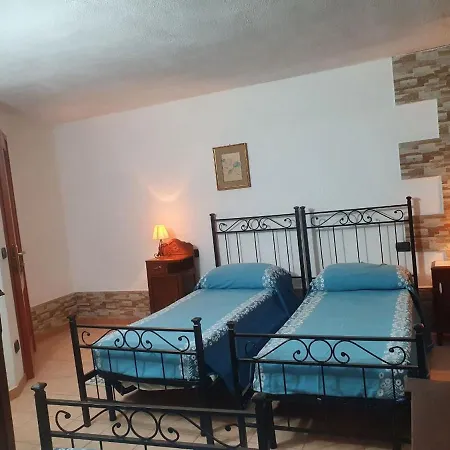 Apartment La Pietra Rossa *