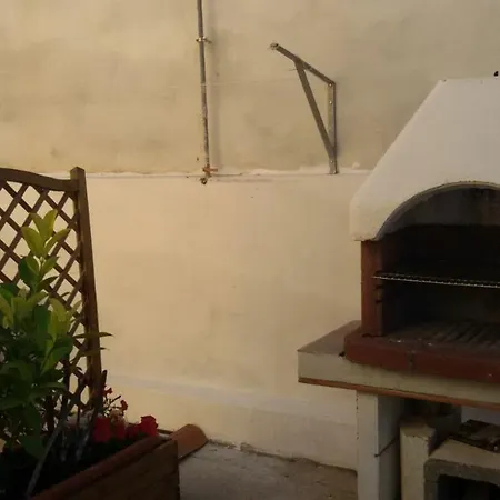 Apartment La Pietra Rossa